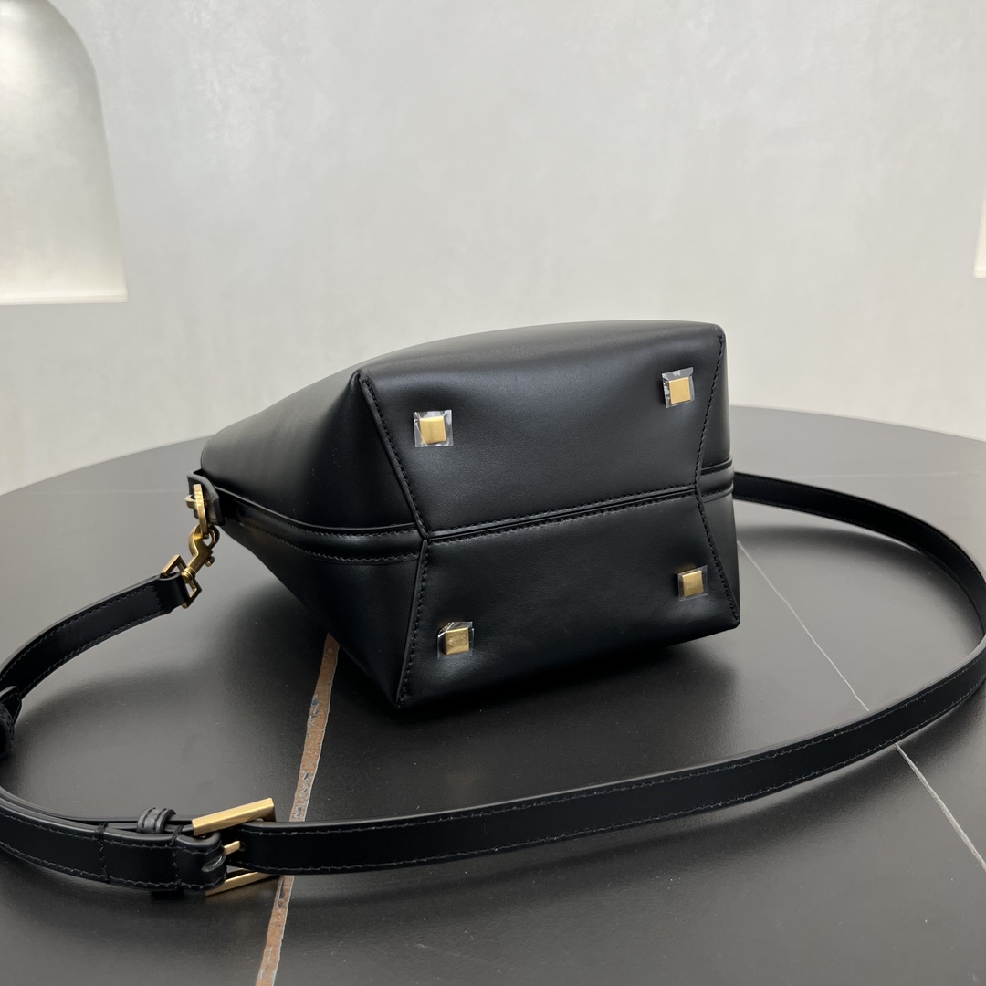 Saint Laurent LE 37 Small Smooth Calfskin Shoulder Bag Handbag Black 749036